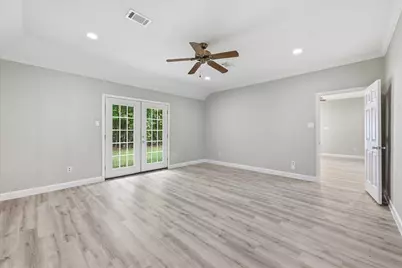 7215 Pleasant Bend Drive, Beaumont, TX 77708 - Photo 15
