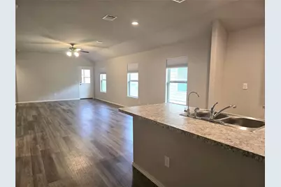 154 Bellewood Manor Drive, Magnolia, TX 77354 - Photo 3