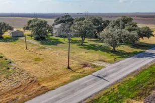 676 Co Rd 426, El Campo, TX 77437 - Photo 37