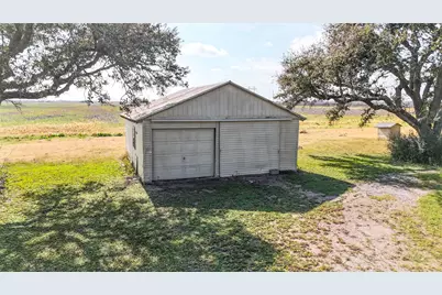 676 County Road 426, El Campo, TX 77437 - Photo 3