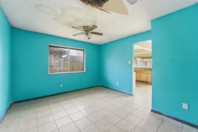 4415 Crofter Glen Drive, Friendswood, TX 77546 - Photo 7