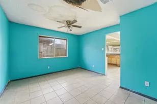 4415 Crofter Glen Dr, Friendswood, TX 77546 - Photo 7