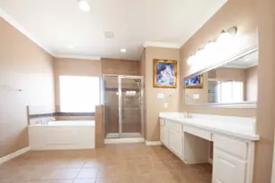 3206 Holly Thicket Dr, Houston, TX 77042 - Photo 25