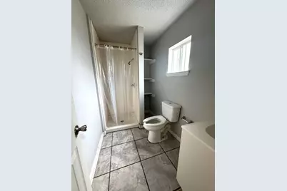 7018 1/2 Avenue F #3, Houston, TX 77011 - Photo 7