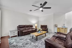 1910 Wynforest Dr, Deer Park, TX 77536 - Photo 9