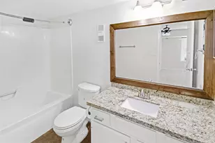 1500 Sandy Springs Rd, Houston, TX 77042 - Photo 17