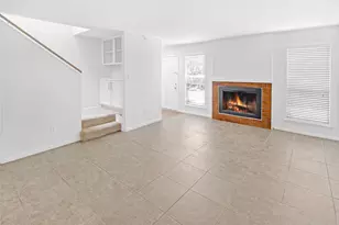 1500 Sandy Springs Rd, Houston, TX 77042 - Photo 9