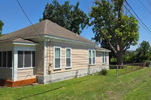 8133 Brandon St, Houston, TX 77051 - Photo 3