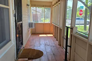 8133 Brandon St, Houston, TX 77051 - Photo 5