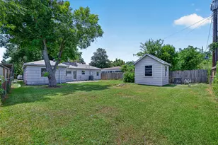 6610 Barney Rd, Houston, TX 77092 - Photo 27