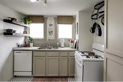301 E 15th Street, Houston, TX 77008 - Photo 13