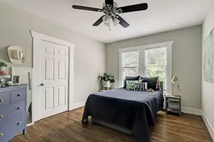 301 E 15th St, Houston, TX 77008 - Photo 9