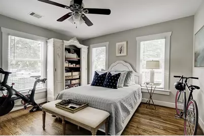 301 E 15th Street, Houston, TX 77008 - Photo 11