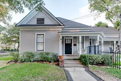 301 E 15th Street, Houston, TX 77008 - Photo 1