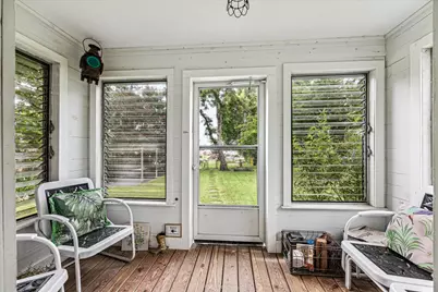 305 W Alamo Street, Brenham, TX 77833 - Photo 19