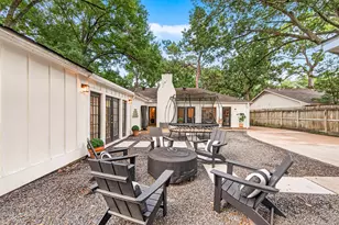 10026 Meadow Lake Ln, Houston, TX 77042 - Photo 31