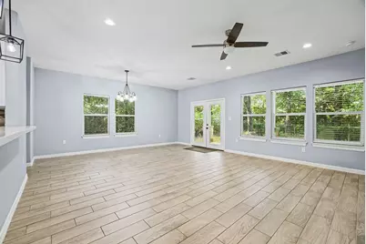 348 Dancing Flame, Livingston, TX 77351 - Photo 11