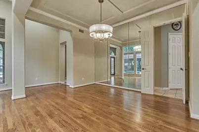 14 Mystic Pines Court, The Woodlands, TX 77382 - Photo 9