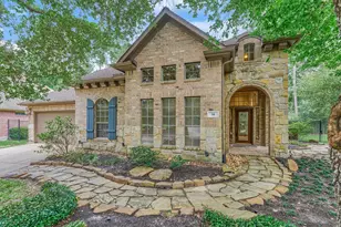 14 Mystic Pines Ct, The Woodlands, TX 77382 - Photo 1