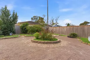 1618 Willowby Dr, Houston, TX 77008 - Photo 31