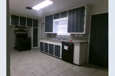 230 Treasure Drive, Houston, TX 77076 - Photo 19