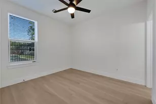2613 Delafield St, Houston, TX 77023 - Photo 21