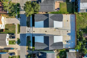 2613 Delafield St, Houston, TX 77023 - Photo 25