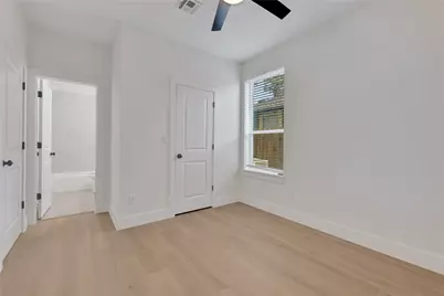 2613 Delafield Street #4, Houston, TX 77023 - Photo 15