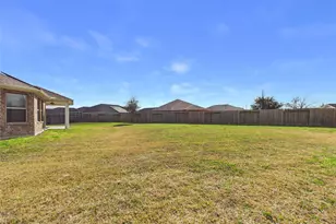 2002 Brisa Ln, Mont Belvieu, TX 77523 - Photo 27