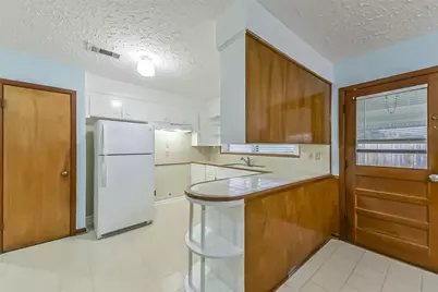 705 Dunwick Lane, Pasadena, TX 77502 - Photo 11