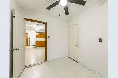 705 Dunwick Lane, Pasadena, TX 77502 - Photo 17