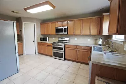 21711 Manor Court Drive, Katy, TX 77449 - Photo 9