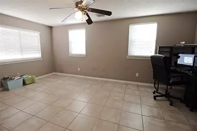 21711 Manor Court Drive, Katy, TX 77449 - Photo 15