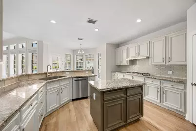 7926 Chianti Court, Sugar Land, TX 77479 - Photo 13