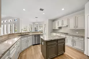 7926 Chianti Ct, Sugar Land, TX 77479 - Photo 13