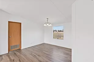 8283 Blue Fire Ln, Franklin, TX 77856 - Photo 9