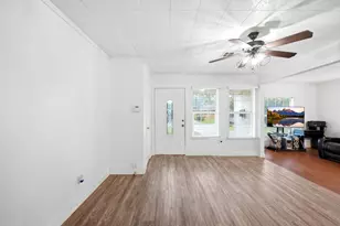 1310 Loper St, Houston, TX 77017 - Photo 3