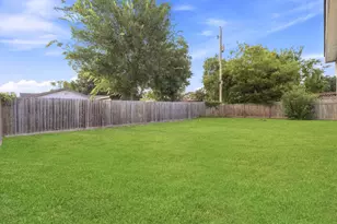 1310 Loper St, Houston, TX 77017 - Photo 19