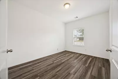 7306 Parkview Drive, Hitchcock, TX 77563 - Photo 7