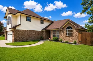 109 Concord Ave, Clute, TX 77531 - Photo 3