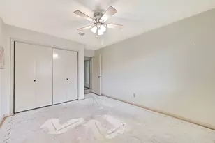 15806 Cavendish Dr, Houston, TX 77059 - Photo 31