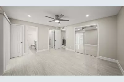 2121 Fountain View Drive #29, Houston, TX 77057 - Photo 11