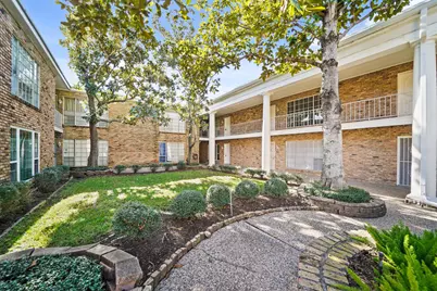 2121 Fountain View Drive #29, Houston, TX 77057 - Photo 15