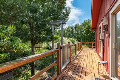 631 E Shore Drive, Clear Lake Shores, TX 77565 - Photo 11