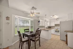 2003 Kingsway Dr, League City, TX 77573 - Photo 23