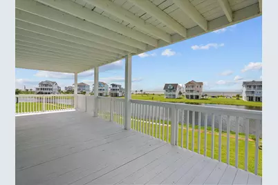 4035 Estuary Court, Galveston, TX 77554 - Photo 11