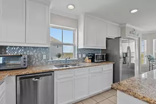 4035 Estuary Ct, Galveston, TX 77554 - Photo 19