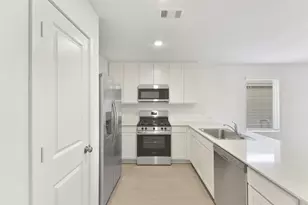 253 Douglas Hls Dr, Magnolia, TX 77354 - Photo 9