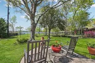 310 Whitecap Dr, El Lago, TX 77586 - Photo 33