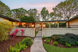 310 Whitecap Dr, El Lago, TX 77586 - Photo 3